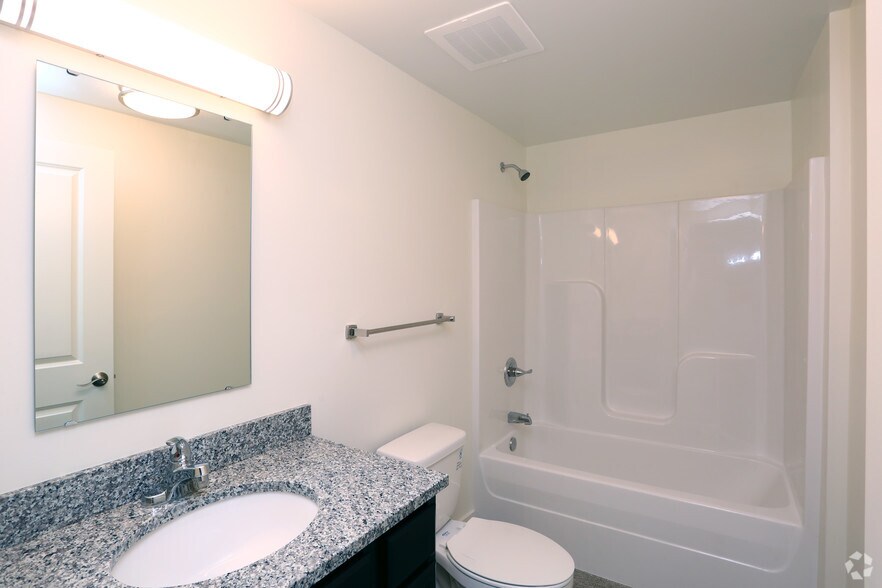 More Photos Of 615 Ferry St, Lafayette Apartments For Sale