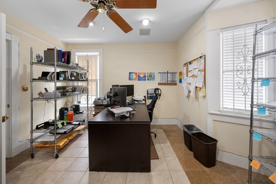 More Photos Of 339 S Ridgewood Ave, Daytona Beach Office Residential For Sale