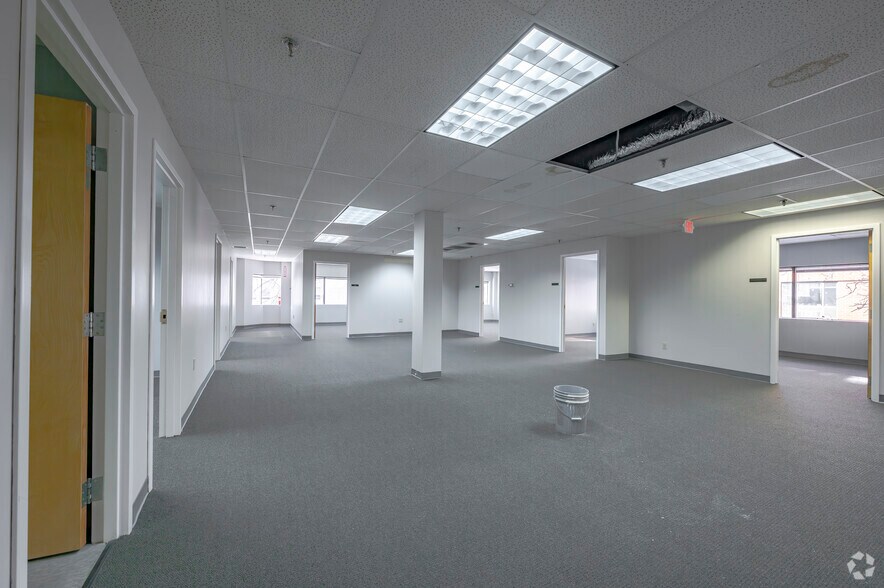 More Photos Of 330 Main St, Hartford Office For Lease