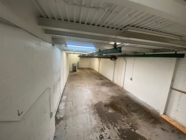 More Photos Of 117 14th St, Brooklyn Manufacturing For Sale