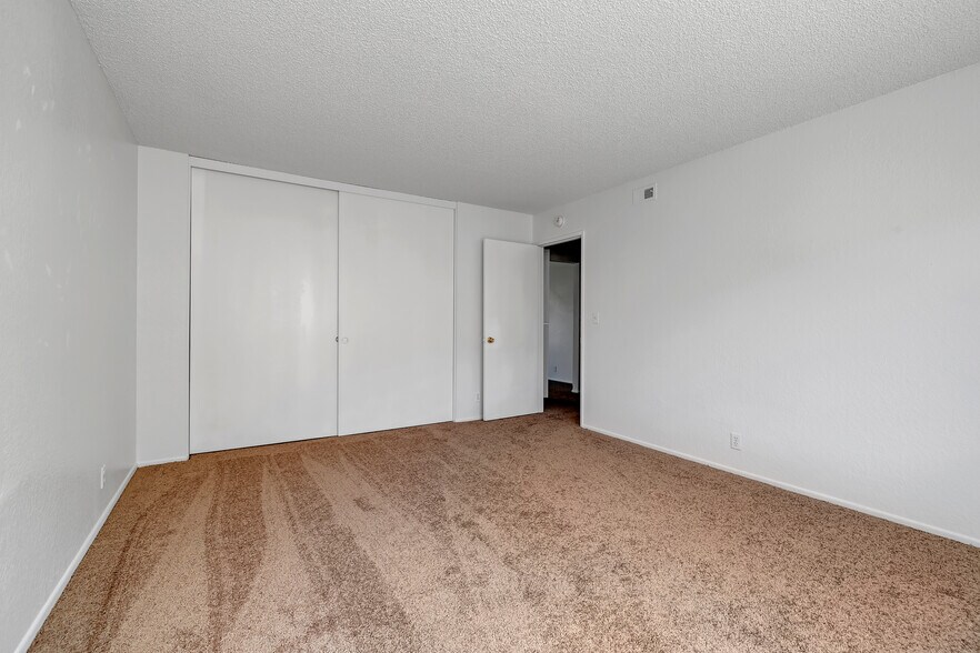 More Photos Of 1629 W Ball Rd, Anaheim Apartments For Sale