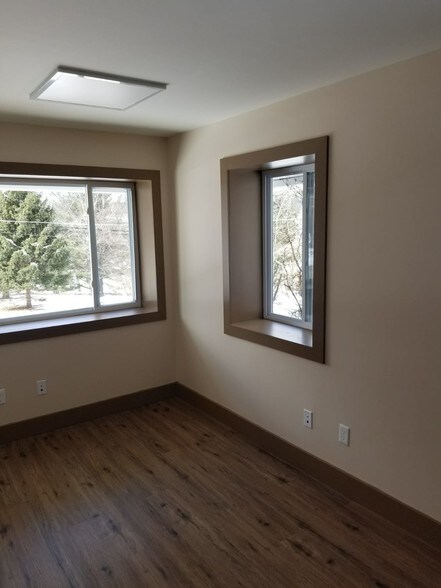 More Photos Of 21 South St, Washingtonville Medical For Sale