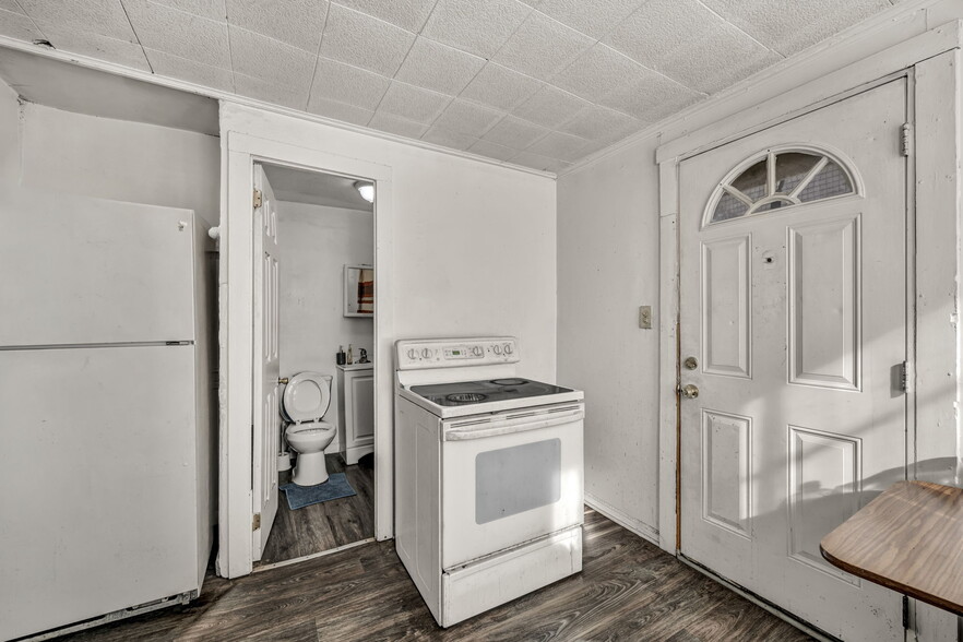 More Photos Of 2127 W 100th St, Cleveland Multifamily For Sale