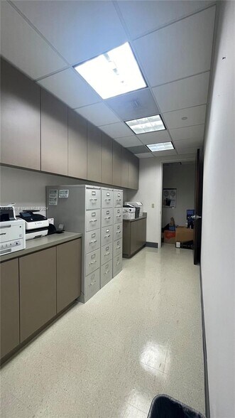 More Photos Of 1200 Brickell Ave, Miami Office For Sale