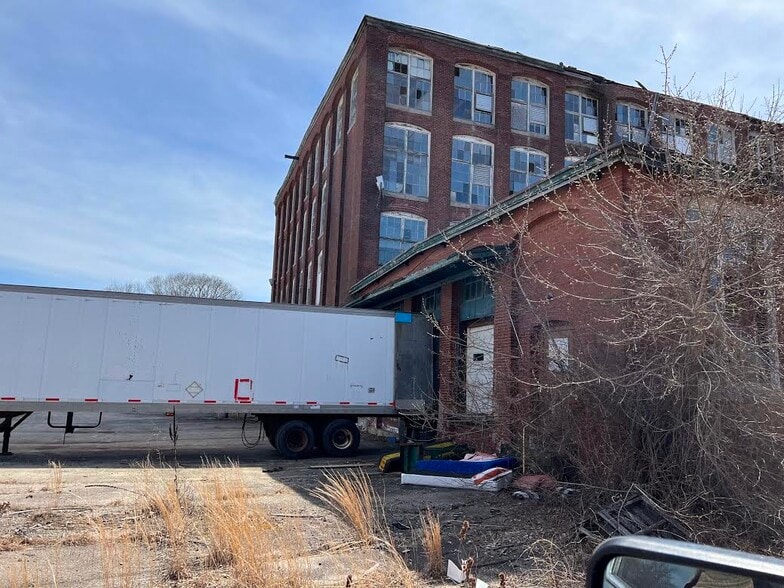 More Photos Of 20 Privilege St, Woonsocket Manufacturing For Sale
