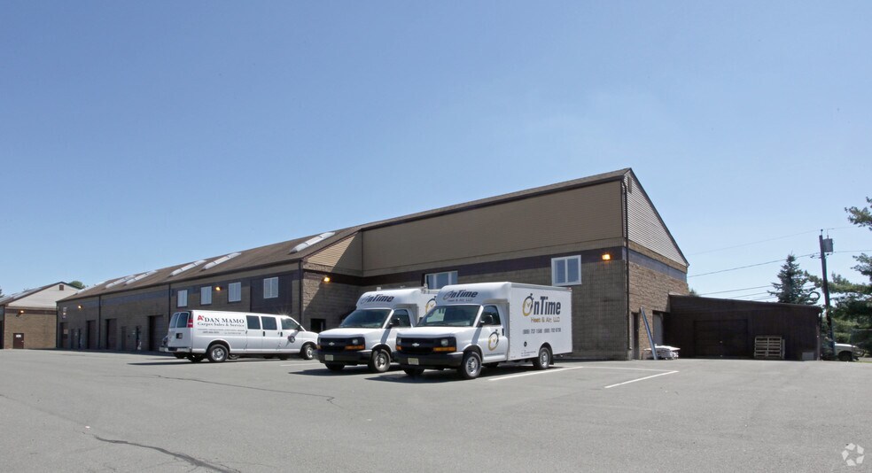 More Photos Of 1589 Reed Rd, Pennington Warehouse For Lease