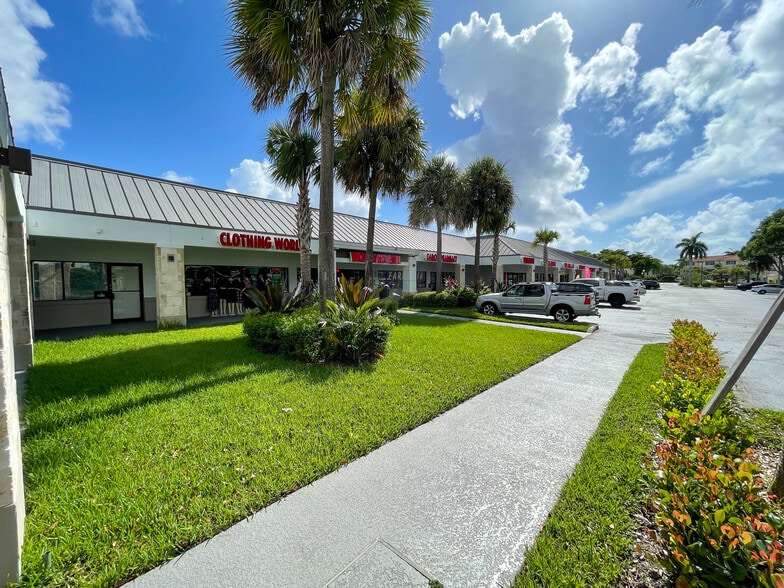 More Photos Of 2501-2565 N Dixie Hwy, Lake Worth Unknown For Lease