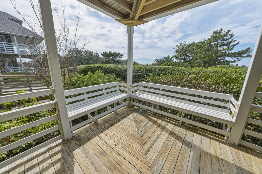 More Photos Of 6715 S Croatan Hwy, Nags Head Hotel For Sale