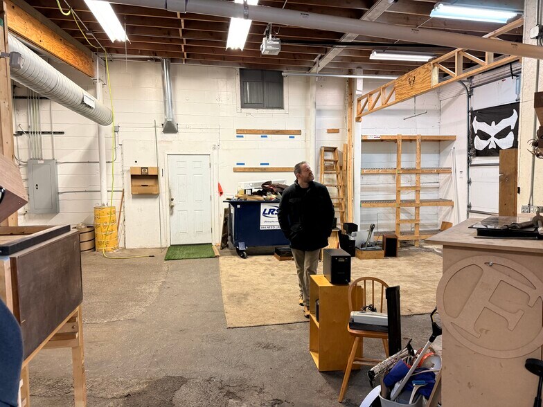 More Photos Of 1424 Lake St, Evanston Storefront Retail Residential For Lease