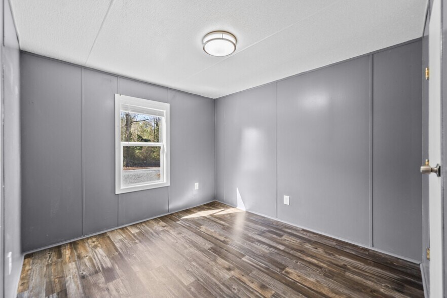 More Photos Of 9572 Hwy 41 W, Pink Hill Land For Sale