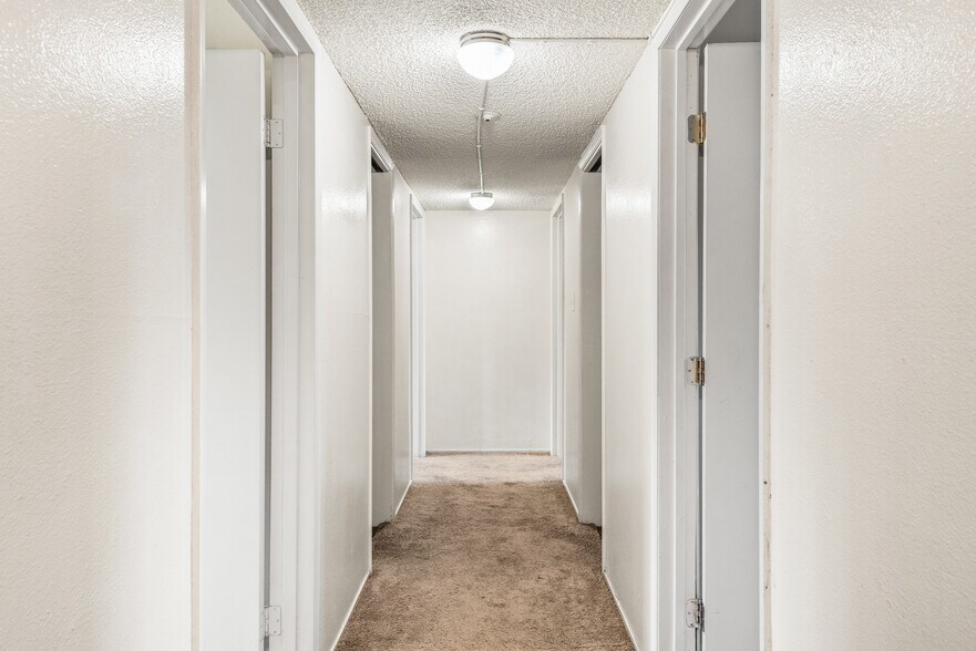 More Photos Of 8025 Beverly Dr, Rohnert Park Apartments For Sale