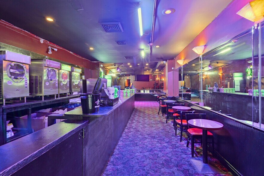 More Photos Of 508 Bourbon St, New Orleans Restaurant For Lease