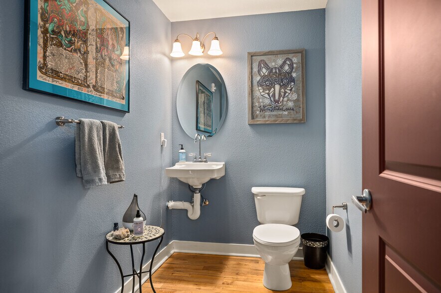 More Photos Of 2401-2405 E 28th Ave, Denver Office For Sale