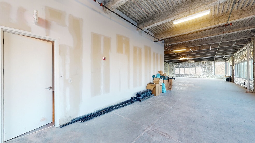 More Photos Of 22365 Broderick Dr, Sterling Medical For Lease