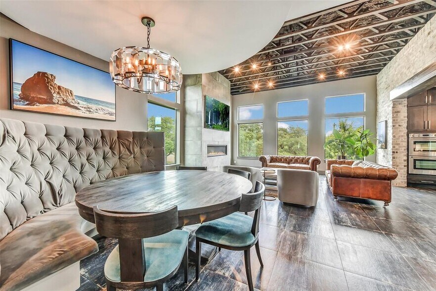 More Photos Of 316 Morningside Dr, Friendswood Loft Creative Space For Sale