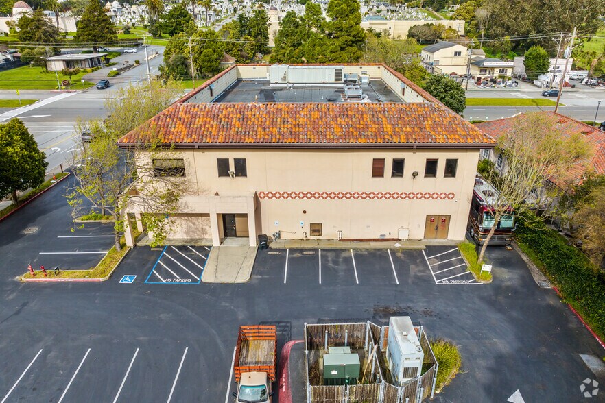 More Photos Of 1300 El Camino Real, Colma Office For Sale