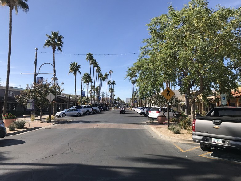 More Photos Of 7150 E Main St, Scottsdale Storefront For Sale
