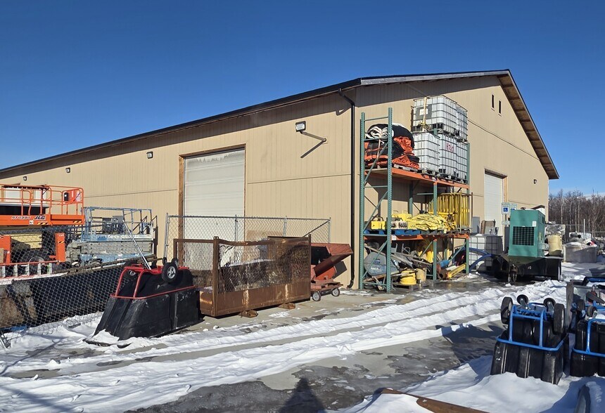 More Photos Of 1301 W Mystery Ave, Wasilla Industrial For Lease