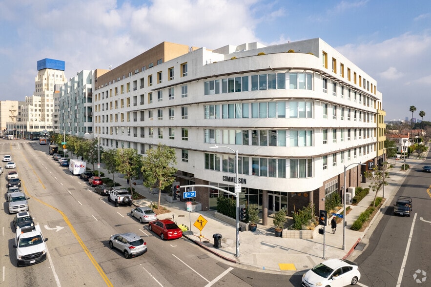 More Photos Of 5200 Wilshire Blvd, Los Angeles Apartments For Lease