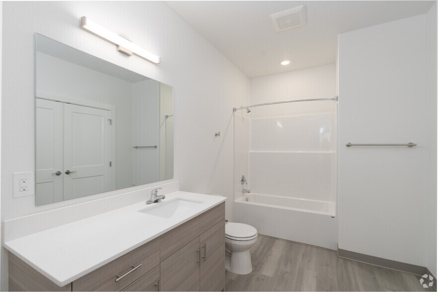 More Photos Of 12608 E Nora Ave, Spokane Valley Apartments For Sale