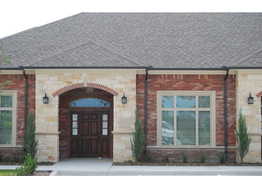 More Photos Of 8951 Collin McKinney Pky, McKinney Medical For Lease