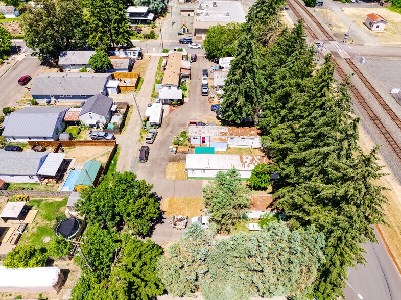 More Photos Of 351 Front St, Junction City Manufactured Housing Mobile Home Park For Sale