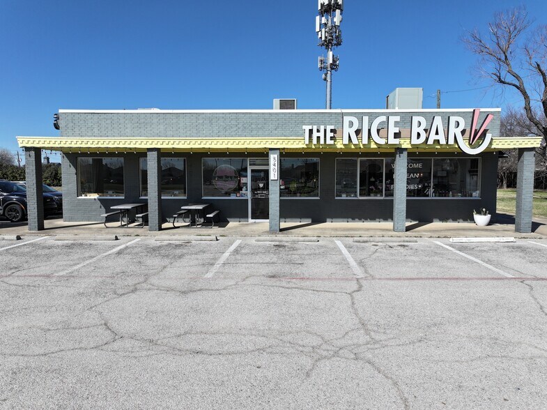 More Photos Of 5401 S Colony Blvd, The Colony Restaurant For Sale