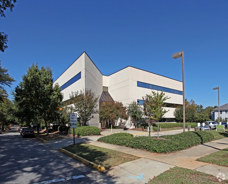 More Photos Of 1331 Elmwood Ave, Columbia Loft Creative Space For Lease