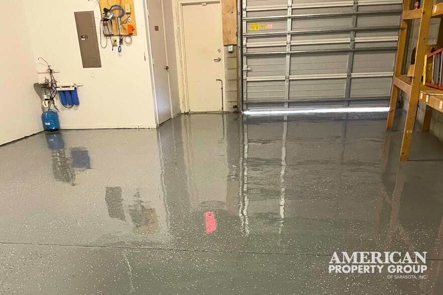 More Photos Of 19800 Veterans Blvd, Port Charlotte Warehouse For Sale