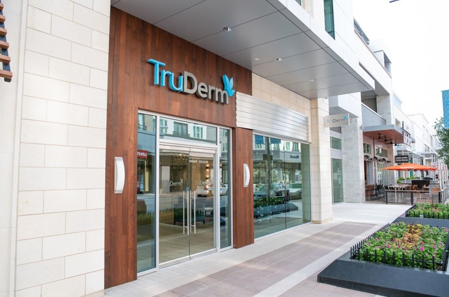 More Photos Of 7700 Windrose Ave, Plano Office For Lease