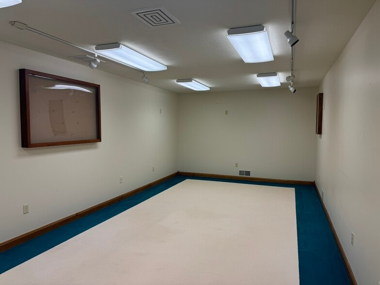 More Photos Of 266 E Main St, Marcellus Office For Sale
