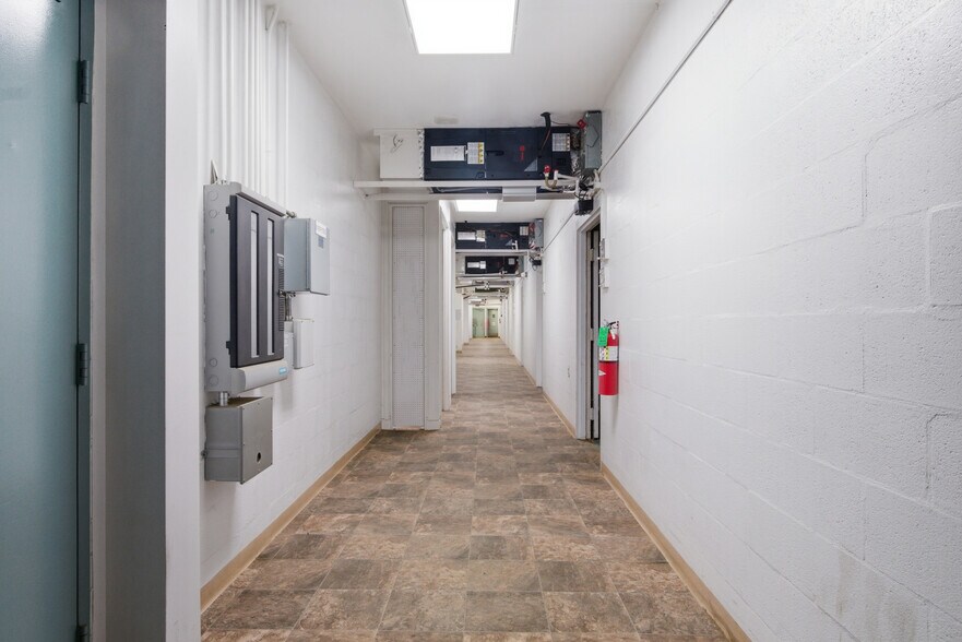 More Photos Of 5190 Dominion Dr, Dublin Warehouse For Sale