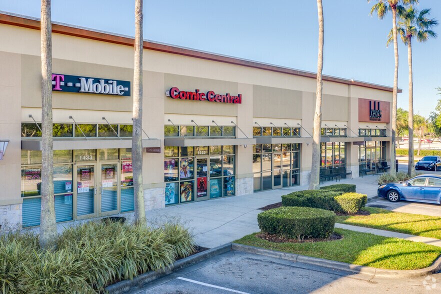 More Photos Of 1301-2251 Wp Ball Blvd, Sanford General Retail For Lease