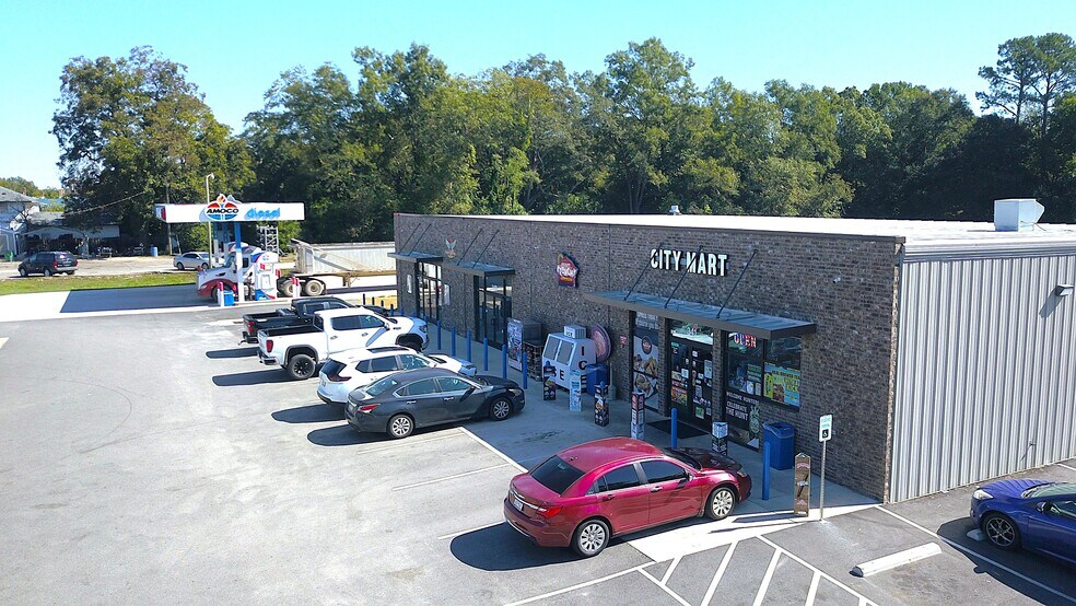 More Photos Of 341 S Main St, Bishopville Service Station For Sale