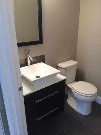 More Photos Of 56 N Bedford St, East Bridgewater Office For Sale