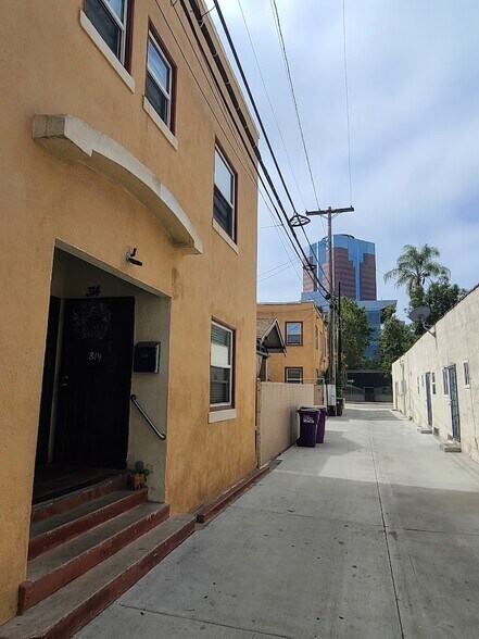 More Photos Of 617 W 3rd St, Long Beach Apartments For Sale