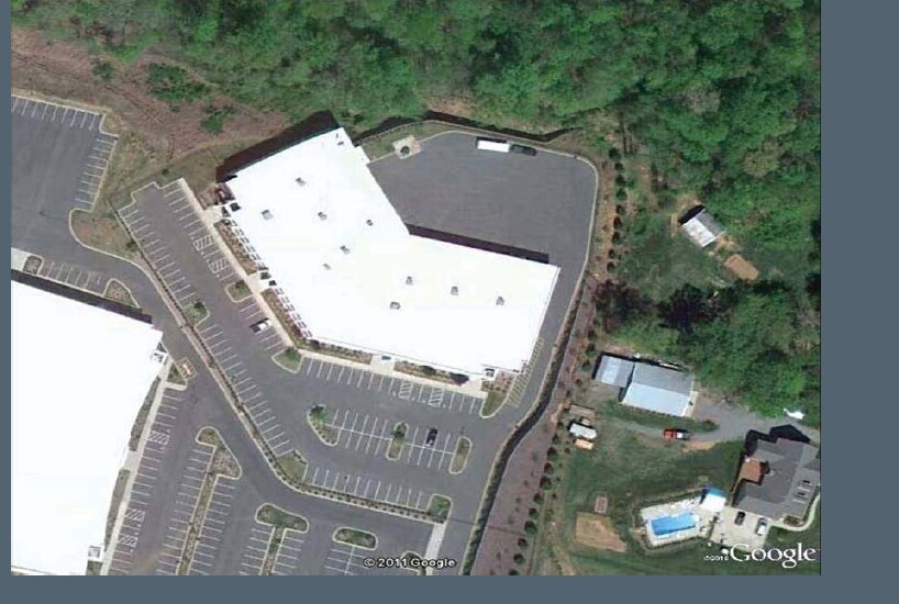 More Photos Of 7975 West Winds Blvd, Concord Warehouse For Lease