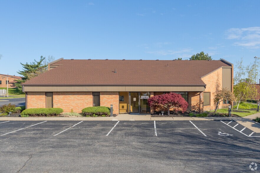 More Photos Of 230-236 Thomas More Pky, Crestview Hills Medical For Lease