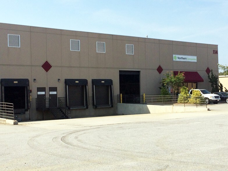 More Photos Of 101 E Carteret St, Greensboro Warehouse For Lease