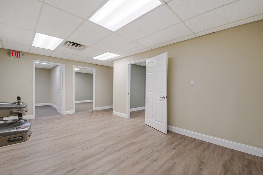More Photos Of 440 Plumosa Ave, Casselberry Warehouse For Lease