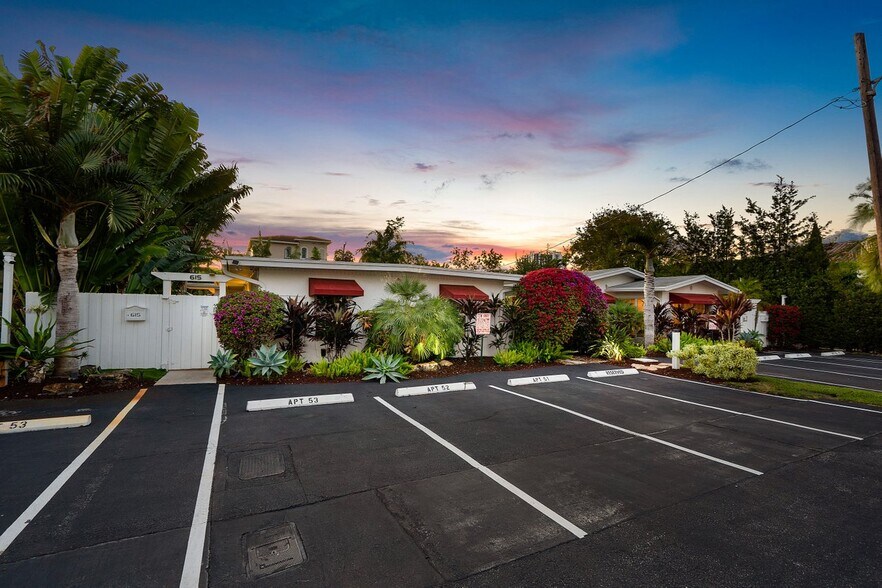 More Photos Of 615-617 NE 9th Ave, Fort Lauderdale Apartments For Sale