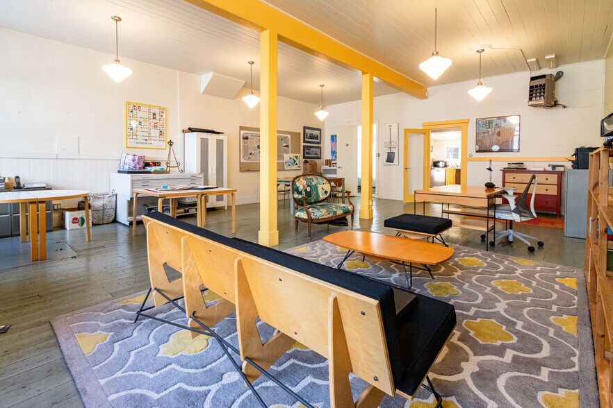 More Photos Of 2604-2608 3rd St, San Francisco Office Residential For Lease