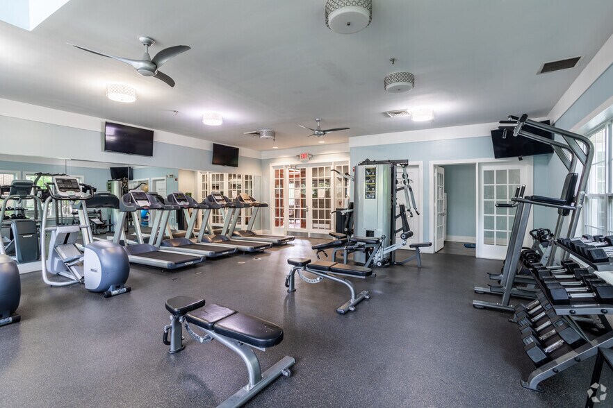 More Photos Of 1776 Patriots Ln, Norristown Apartments For Sale