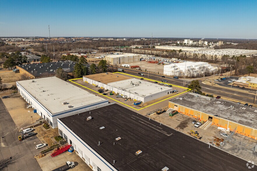 More Photos Of 5639-5653 E Shelby Dr, Memphis Distribution For Lease