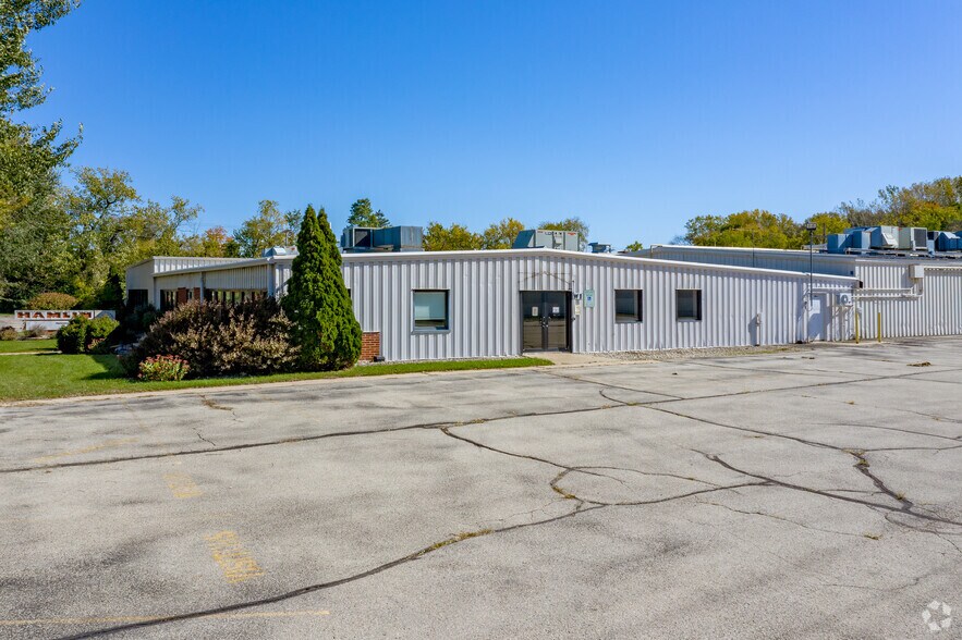 More Photos Of 612 E Lake St, Lake Mills Industrial For Sale