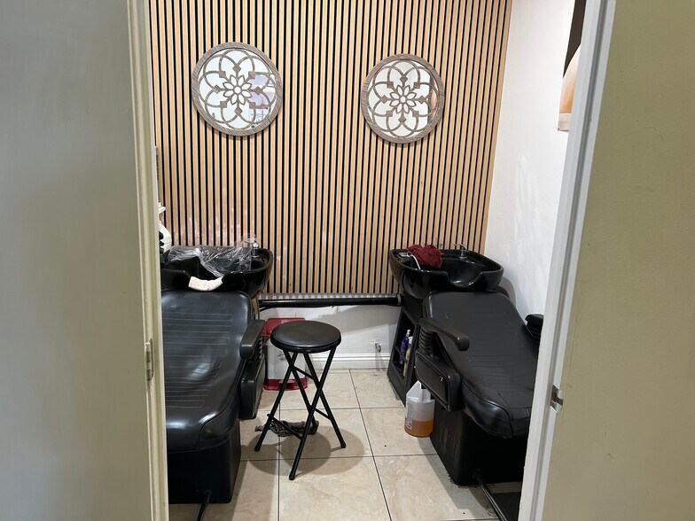 More Photos Of 12092-12096 Brookhurst St, Garden Grove Storefront For Sale