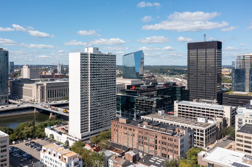 More Photos Of 2300 Chestnut St, Philadelphia Loft Creative Space For Lease