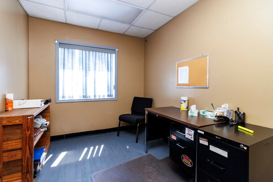 More Photos Of 1131 Broadway St, Buffalo Office For Sale
