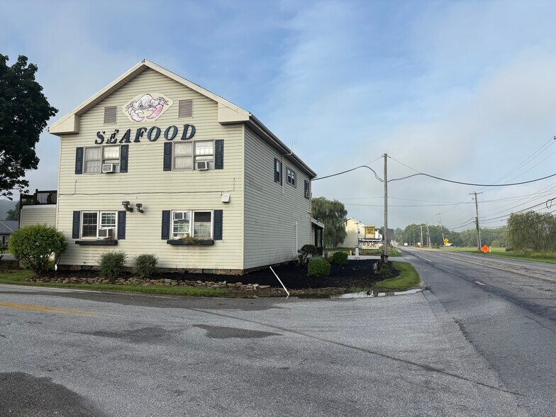 Primary Photo Of 6486 Lincoln Hwy W, Thomasville Restaurant For Sale