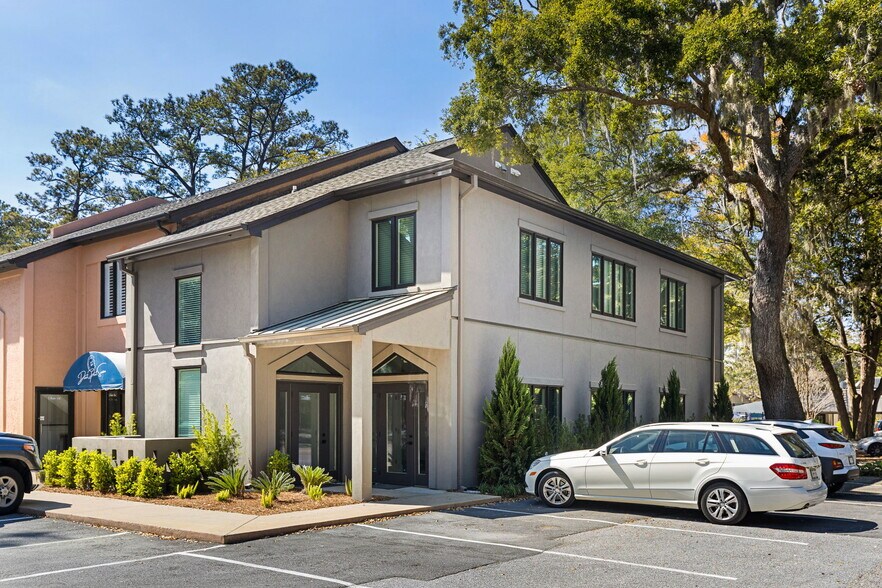 Primary Photo Of 18 Executive Park Rd, Hilton Head Island Office Residential For Lease